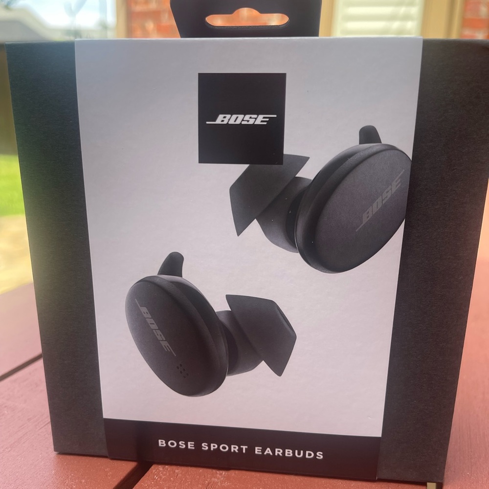 Bose Sport Earbuds NIB